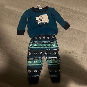 Gymboree 12-18 Mo pajamas snuggle bear